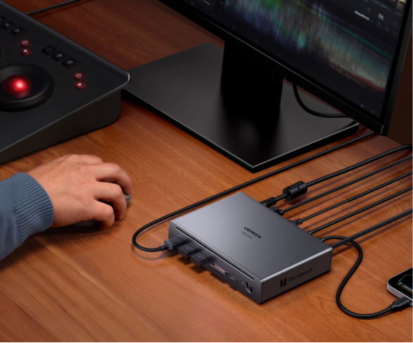 UGREEN Revodok Maxidok 10-in-1 Thunderbolt™ 5 Docking Station with Gigabit Ethernet – Dual 6K/8K Display for Mac & Windows